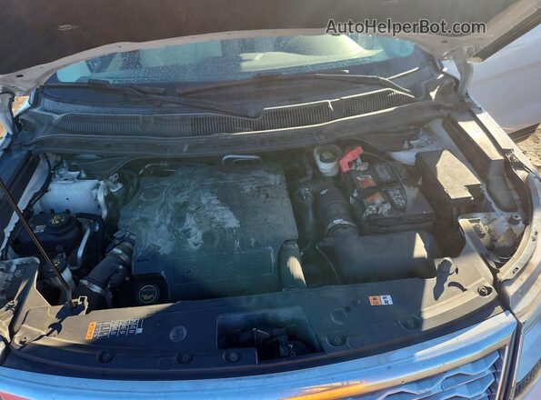 1FM5K8HT6HGA56584 2017 FORD EXPLORER White Engine compartment view
