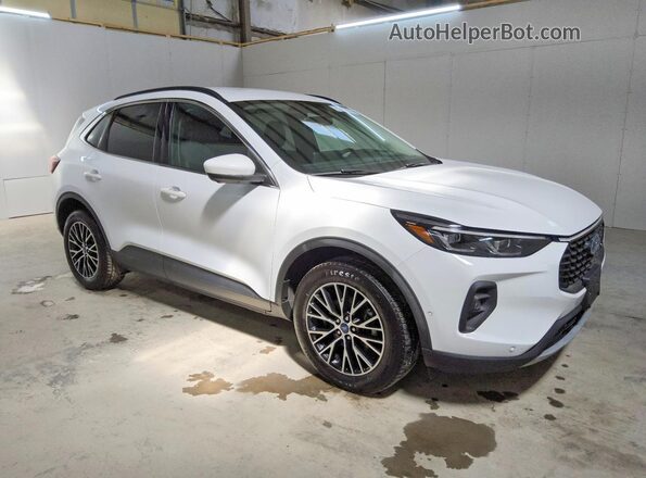 1FMCU0E11PUB06264 2023 FORD ESCAPE White Przód prawy