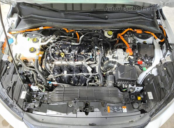 1FMCU0E11PUB06264 2023 FORD ESCAPE White Widok komory silnika