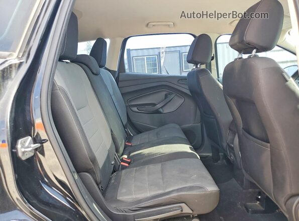1FMCU0F78HUB89759 2017 FORD ESCAPE Черный Вид задней части салона
