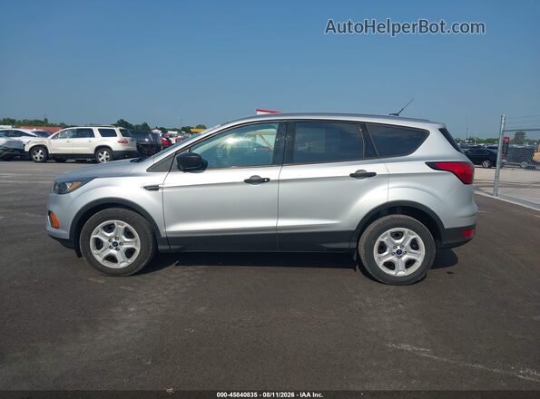 1FMCU0F79KUB66854 2019 FORD ESCAPE Silver Widok wnętrza 360 stopni