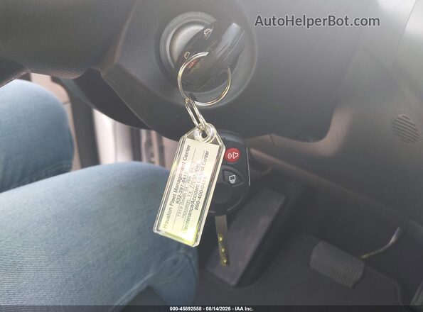 1FMCU0F7XJUC89335 2018 FORD ESCAPE Silver Вид панелі приладів