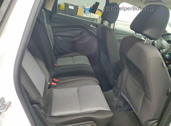 1FMCU0GD2HUC98772 2017 FORD ESCAPE White Vista interior trasera