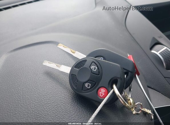 1FMCU0GD2HUE74753 2017 FORD ESCAPE Серый Вид панели приборов