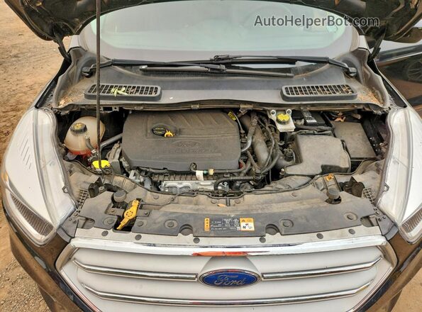 1FMCU0GD3JUC69206 2018 FORD ESCAPE Black ძრავის განყოფილების ხედი