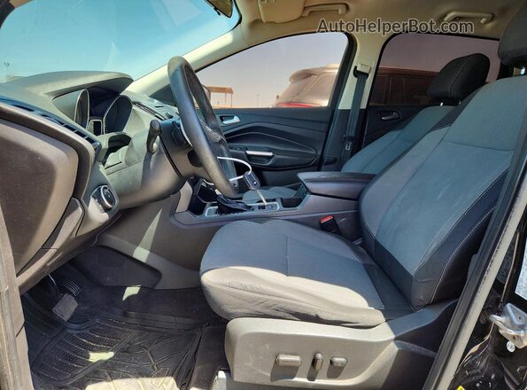 1FMCU0GD4HUC10014 2017 FORD ESCAPE Black Vista interior delantera