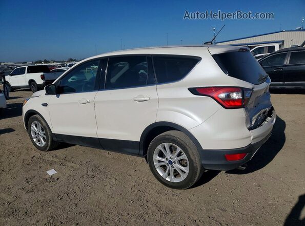 1FMCU0GD4HUD12123 2017 FORD ESCAPE Белый Задняя левая четверть
