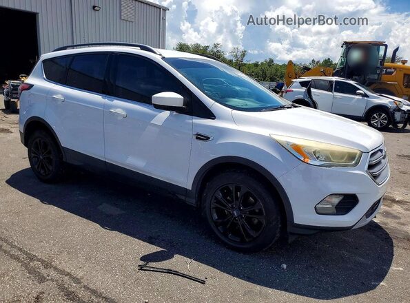 1FMCU0GD4HUE63849 2017 FORD ESCAPE White Передня права чверть