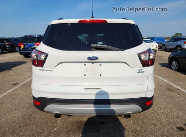 1FMCU0GD5HUA16110 2017 FORD ESCAPE White Вид ззаду