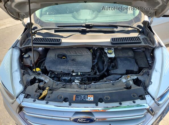 1FMCU0GD5HUE09699 2017 FORD ESCAPE Silver Շարժիչի բաժամունքի տեսք