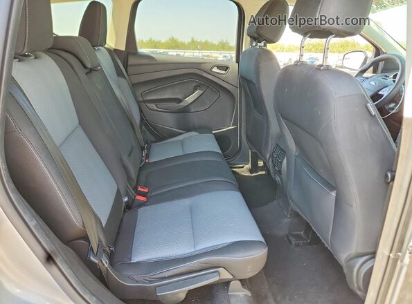 1FMCU0GD5HUE09699 2017 FORD ESCAPE Silver Սալոնի հետևի տեսք