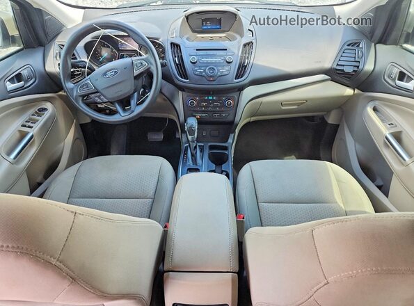 1FMCU0GD6JUB47777 2018 FORD ESCAPE Gold Widok deski rozdzielczej