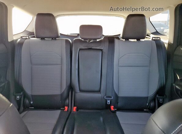 1FMCU0GD7HUC24649 2017 FORD ESCAPE Синий Вид задних сидений