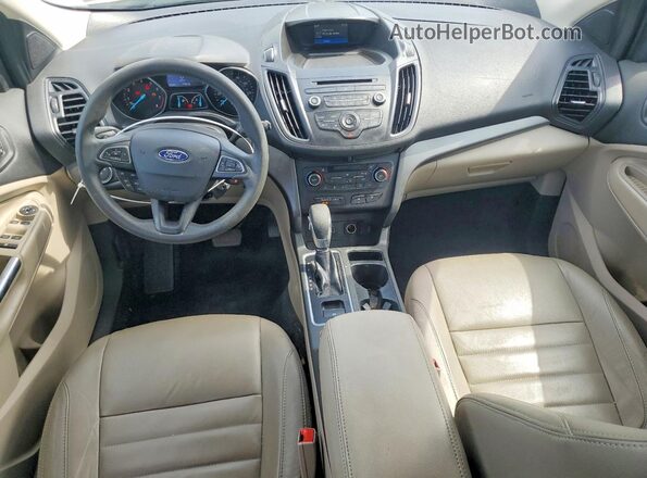1FMCU0GD8JUB74916 2018 FORD ESCAPE Серебряный Вид панели приборов