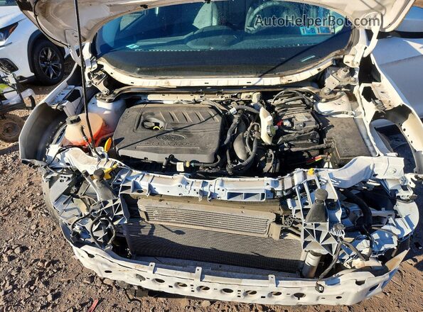 1FMCU0GDXHUB19216 2017 FORD ESCAPE White Widok komory silnika