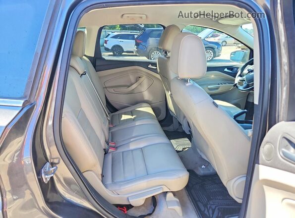 1FMCU0GX5GUC05591 2016 FORD ESCAPE Угольный Вид задних сидений