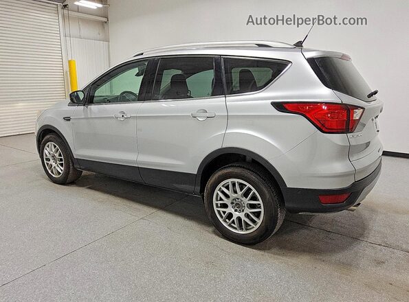 1FMCU0J97KUA35754 2019 FORD ESCAPE Silver Trasero izquierdo
