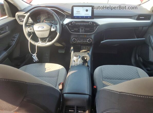 1FMCU9G63NUB37591 2022 FORD ESCAPE Красный Вид панели приборов