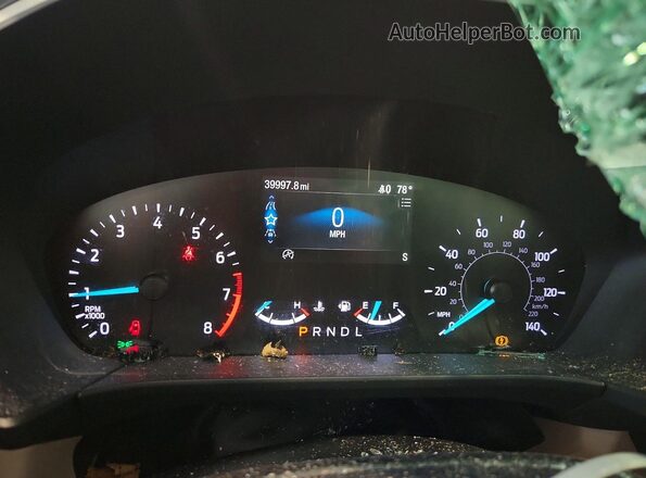 1FMCU9G68MUB00910 2021 FORD ESCAPE Белый Вид щитка приборов