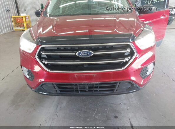 1FMCU9G91HUA66258 2017 FORD ESCAPE Красный Вид задней части салона