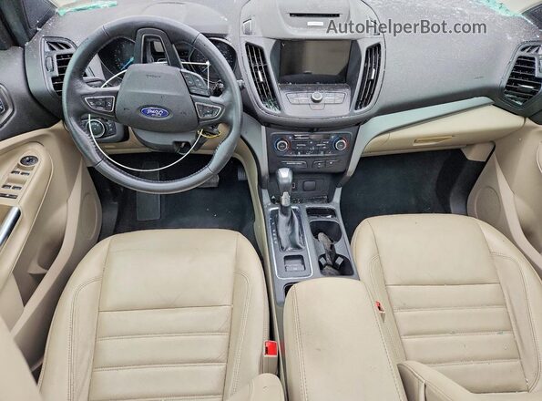 1FMCU9GD0HUA86778 2017 FORD ESCAPE Gray Vista del salpicadero