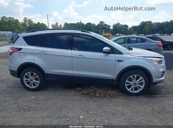 1FMCU9GD2JUB39549 2018 FORD ESCAPE Silver უკანა სალონის ხედი