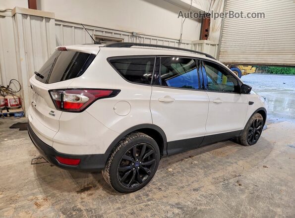1FMCU9GD3HUC09943 2017 FORD ESCAPE Белый Задняя правая четверть
