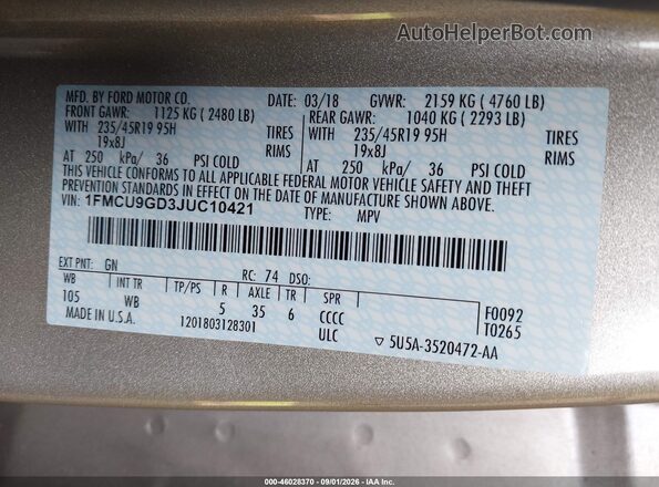 1FMCU9GD3JUC10421 2018 FORD ESCAPE Gold Vista del compartimento del motor