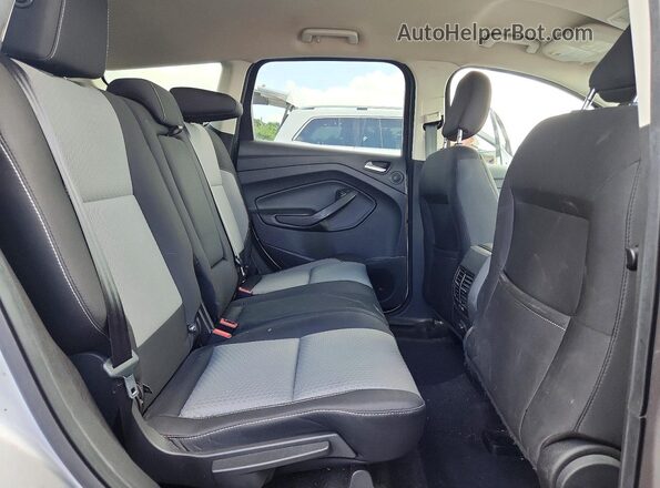 1FMCU9GD3KUA86815 2019 FORD ESCAPE Gray Widok wnętrza z tyłu