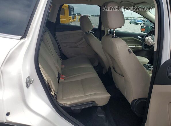 1FMCU9GD4HUC40604 2017 FORD ESCAPE White Հետևի նստատեղերի տեսք