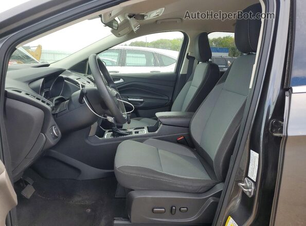 1FMCU9GD4JUD29496 2018 FORD ESCAPE Серый Вид салона спереди