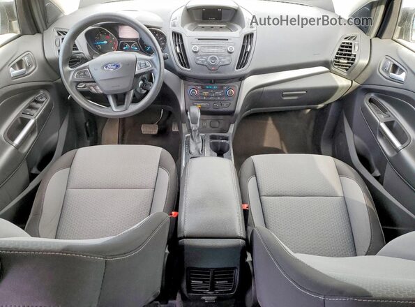 1FMCU9GD4JUD29496 2018 FORD ESCAPE Серый Вид панели приборов