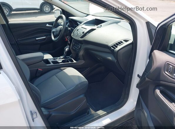 1FMCU9GD5JUD08494 2018 FORD ESCAPE White Widok wnętrza z przodu