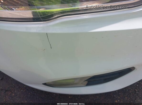 1FMCU9GD5JUD08849 2018 FORD ESCAPE Белый Вид задней части салона