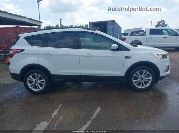 1FMCU9GD5JUD08849 2018 FORD ESCAPE Белый 