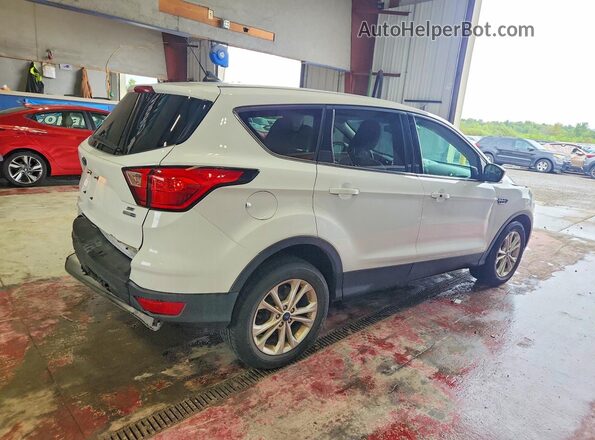 1FMCU9GD5KUB97995 2019 FORD ESCAPE Белый Задняя правая четверть