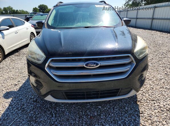 1FMCU9GD6HUD45046 2017 FORD ESCAPE Black Widok z przodu