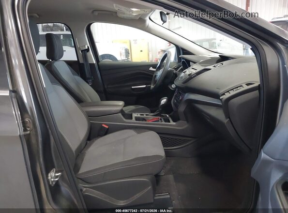 1FMCU9GD6JUD31184 2018 FORD ESCAPE Gray Front interior view