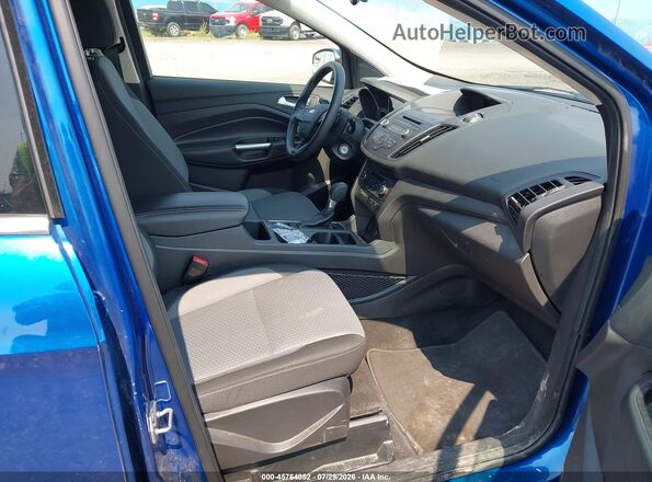1FMCU9GD7HUE18585 2017 FORD ESCAPE Blue Widok wnętrza z przodu