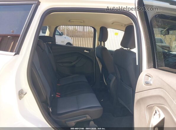 1FMCU9GD7JUD08691 2018 FORD ESCAPE White VIN կոդի պիտակի տեսք