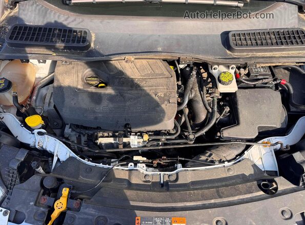 1FMCU9GD8HUC04625 2017 FORD ESCAPE White Սալոնի դիմացի տեսք