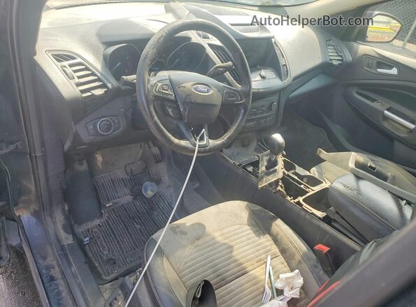 1FMCU9GD8JUD49072 2018 FORD ESCAPE Черный Вид панели приборов