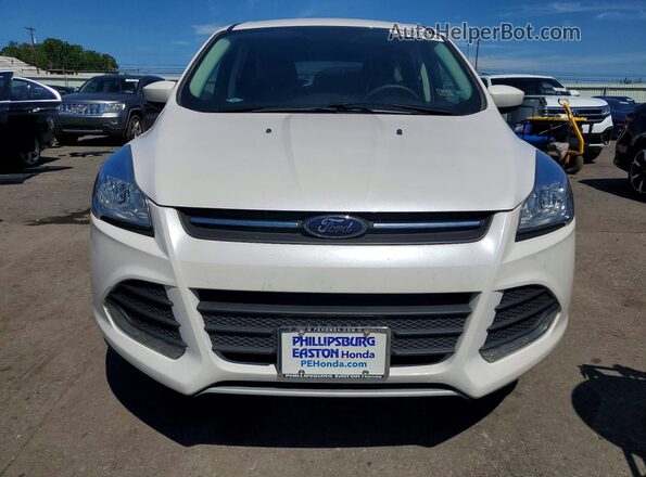 1FMCU9GX0GUB86422 2016 FORD ESCAPE Белый Вид спереди