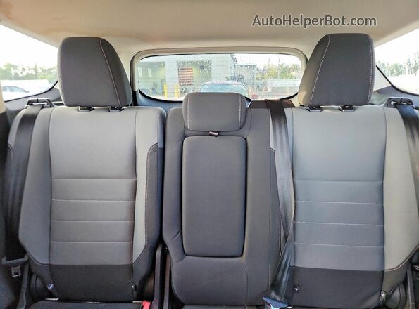 1FMCU9GX2GUB45094 2016 FORD ESCAPE White Vista de los asientos traseros