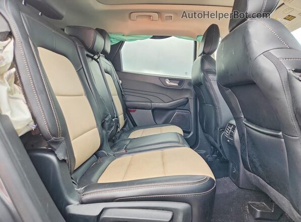 1FMCU9J90NUB42525 2022 FORD ESCAPE Серый Вид задней части салона