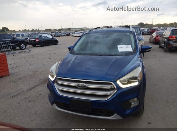1FMCU9J91HUE53966 2017 FORD ESCAPE Blue Vista frontal