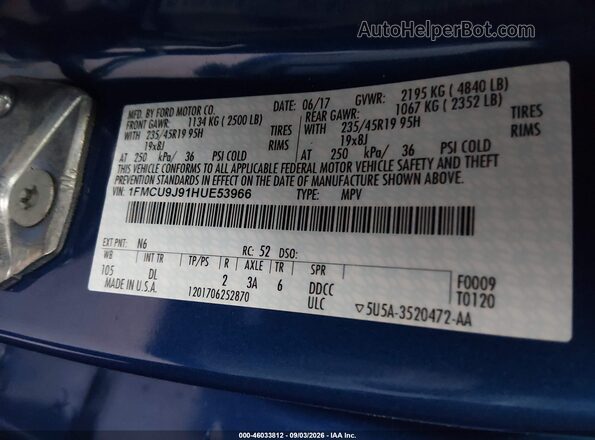 1FMCU9J91HUE53966 2017 FORD ESCAPE Blue Vista del compartimento del motor