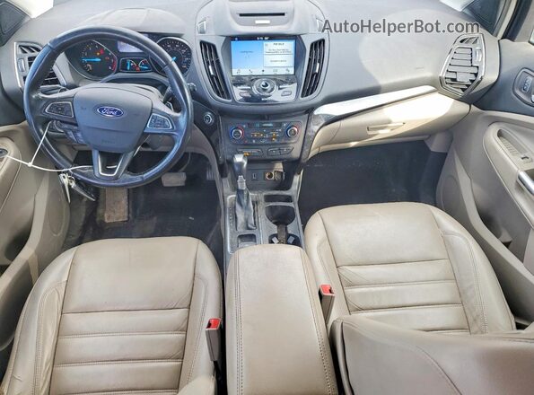 1FMCU9J94HUB89030 2017 FORD ESCAPE Red Vista del salpicadero