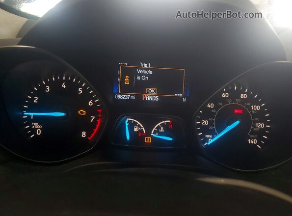 1FMCU9J95JUD55996 2018 FORD ESCAPE Черный Вид щитка приборов