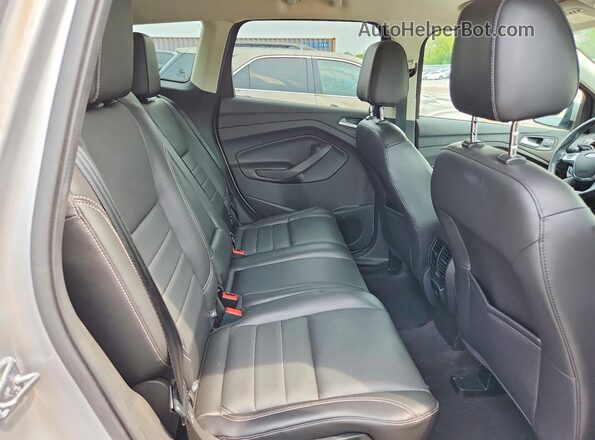 1FMCU9J98GUB68258 2016 FORD ESCAPE Серебряный Вид задней части салона